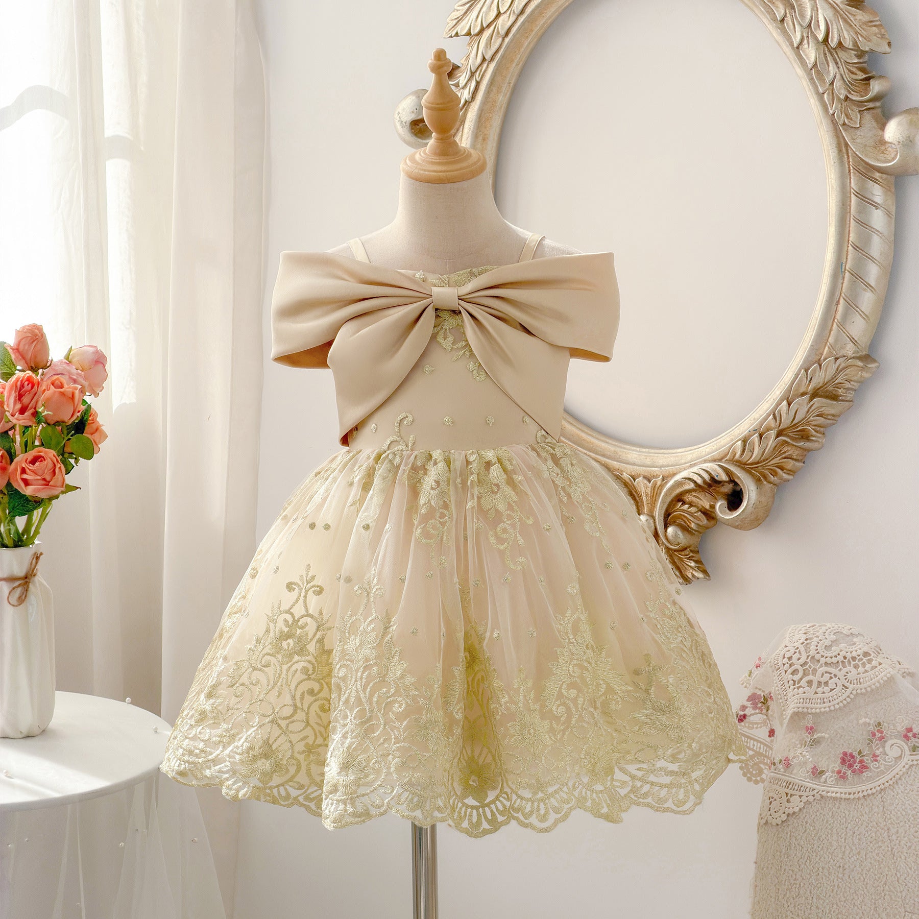 Wholesale 2-10Y Girls Spaghetti Strap Big Bow Embroidery Lace Tulle Princess Dress, Kids Birthday Party Soft Mesh Formal Gown