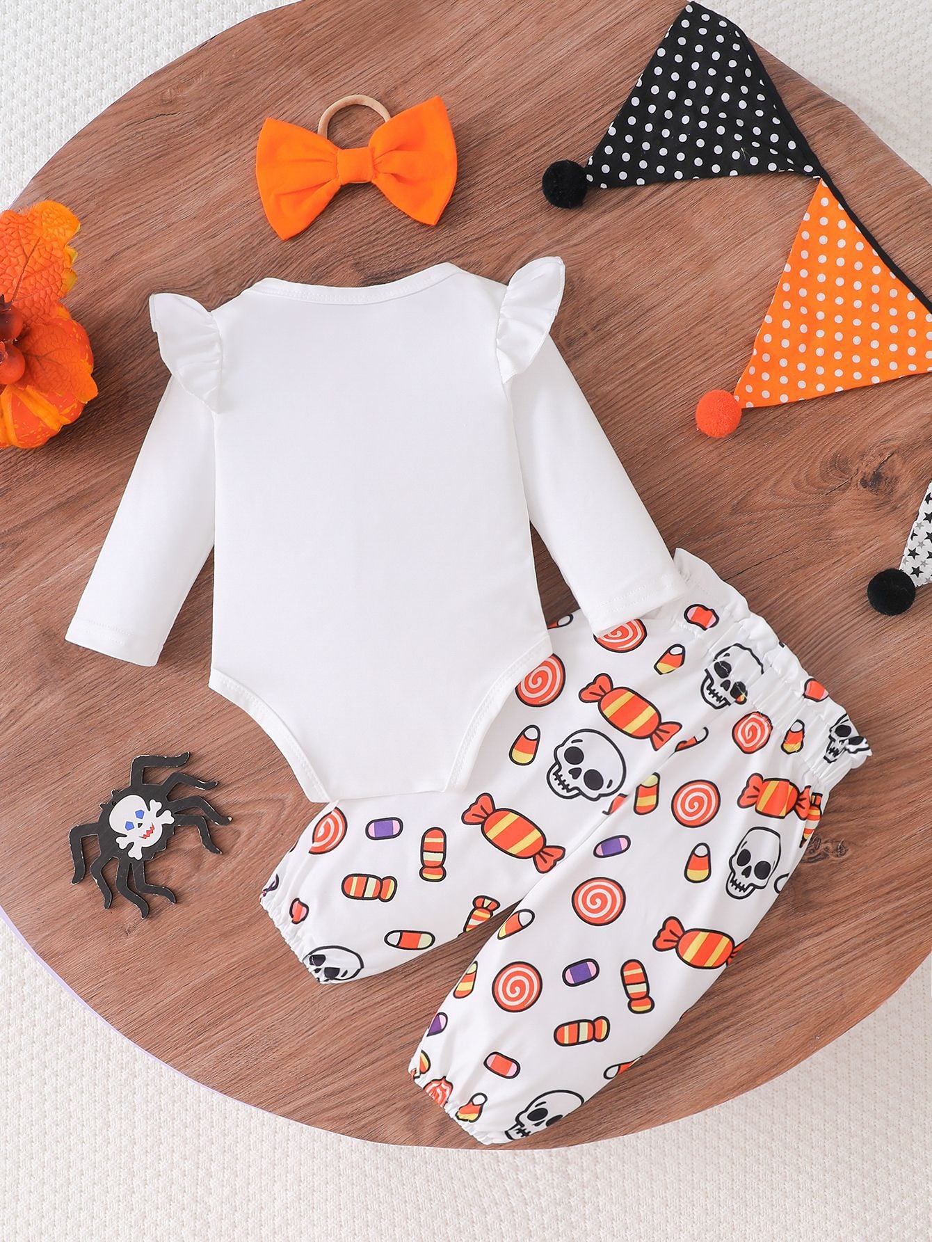Wholesale 0-18M Baby Girls 3Pcs Ruffle Sleeve Halloween Print Bodysuit Outfit Set, Soft Cotton Knit Pumpkin Skull Ghost Long Sleeve Romper Pants With Bow Headband