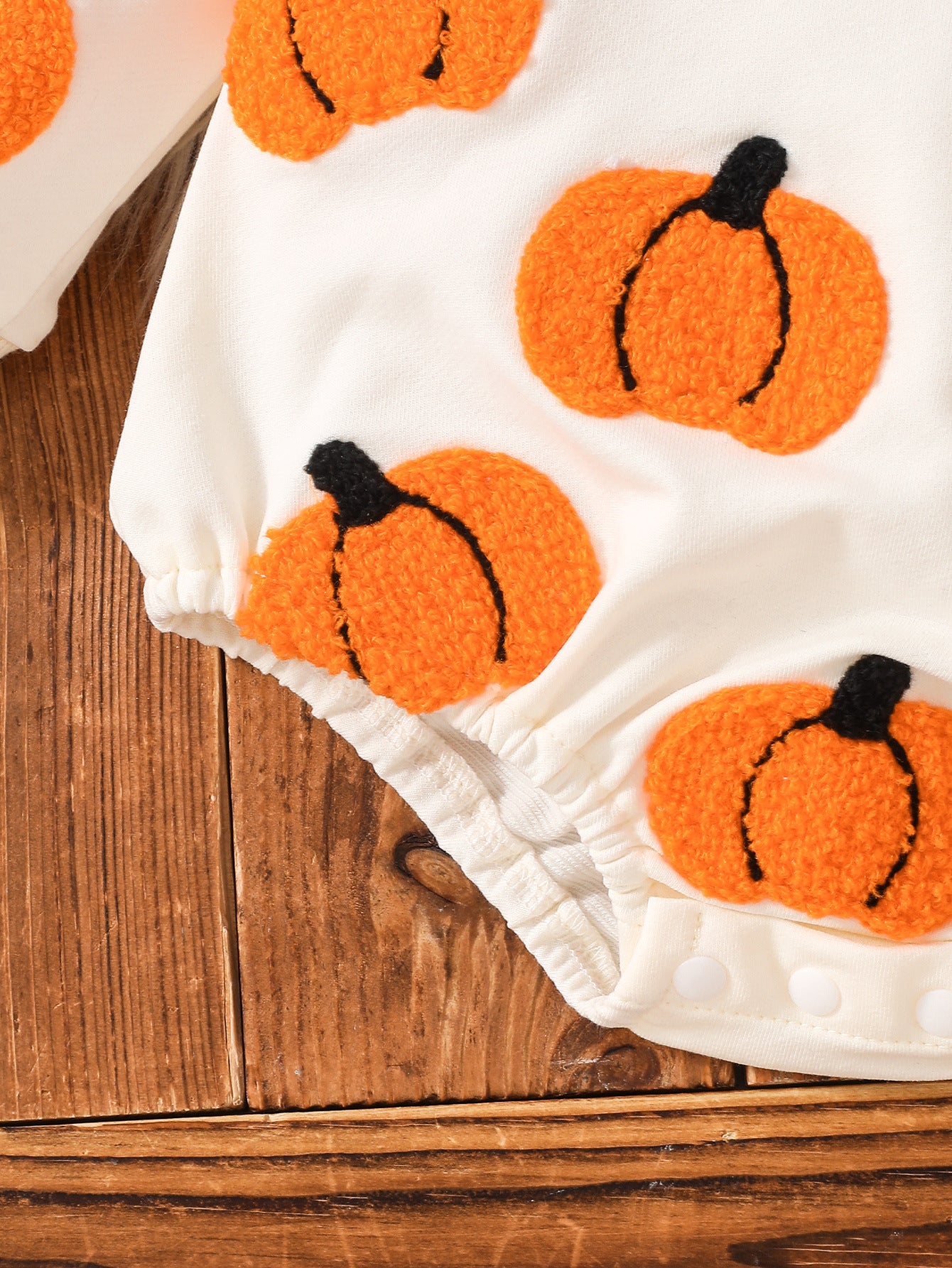 Wholesale 0-18M Baby Girls 2Pcs Ruffle Sleeve Halloween Towel Embroidery Bodysuit Set, Soft Knit Ghost Pumpkin Romper With Bow Headband