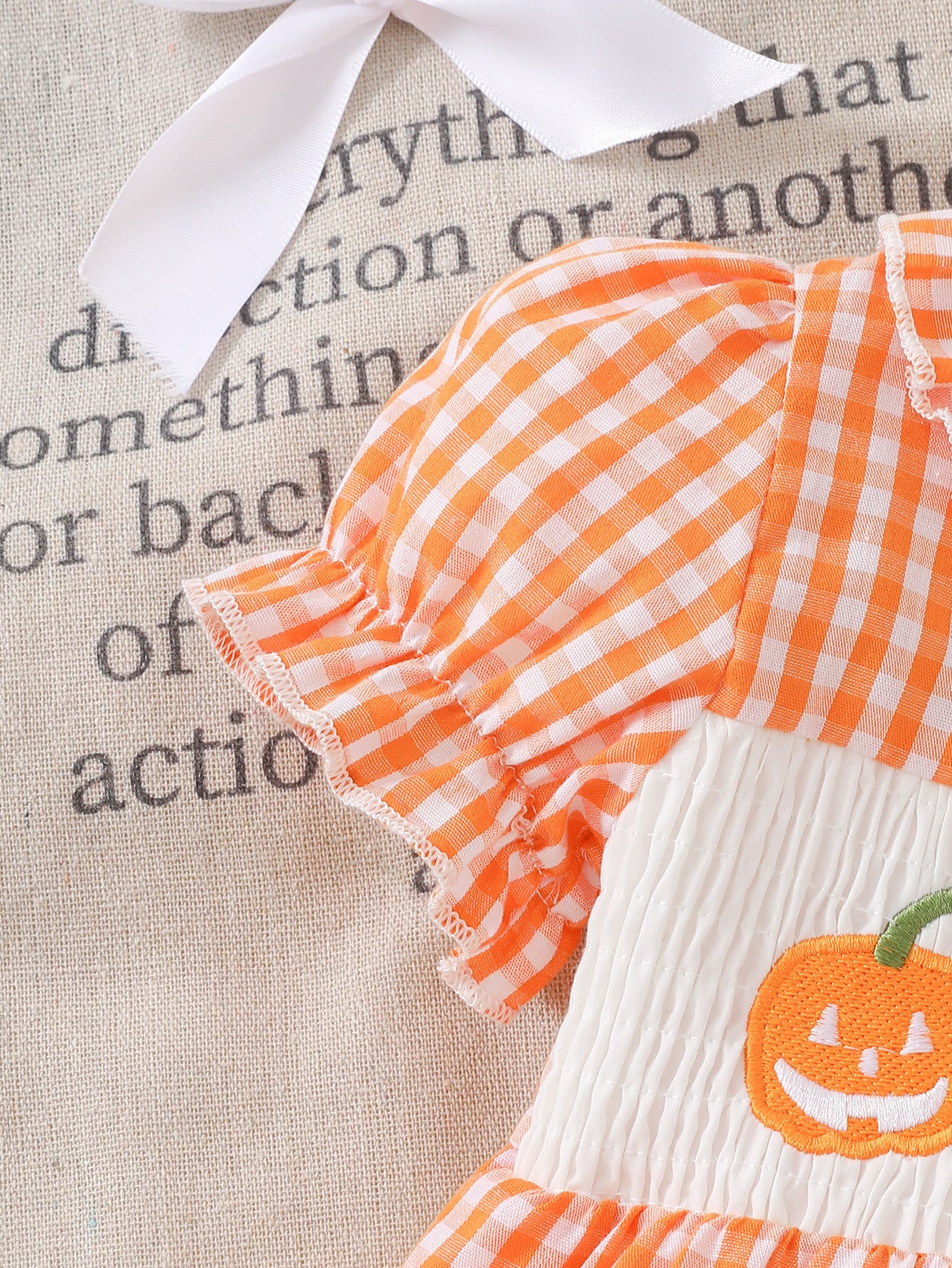 Wholesale 0-18M Baby Girls Ruffle Collar Orange Gingham Pumpkin Embroidery Bodysuit, Soft Woven Halloween Short Sleeve Romper