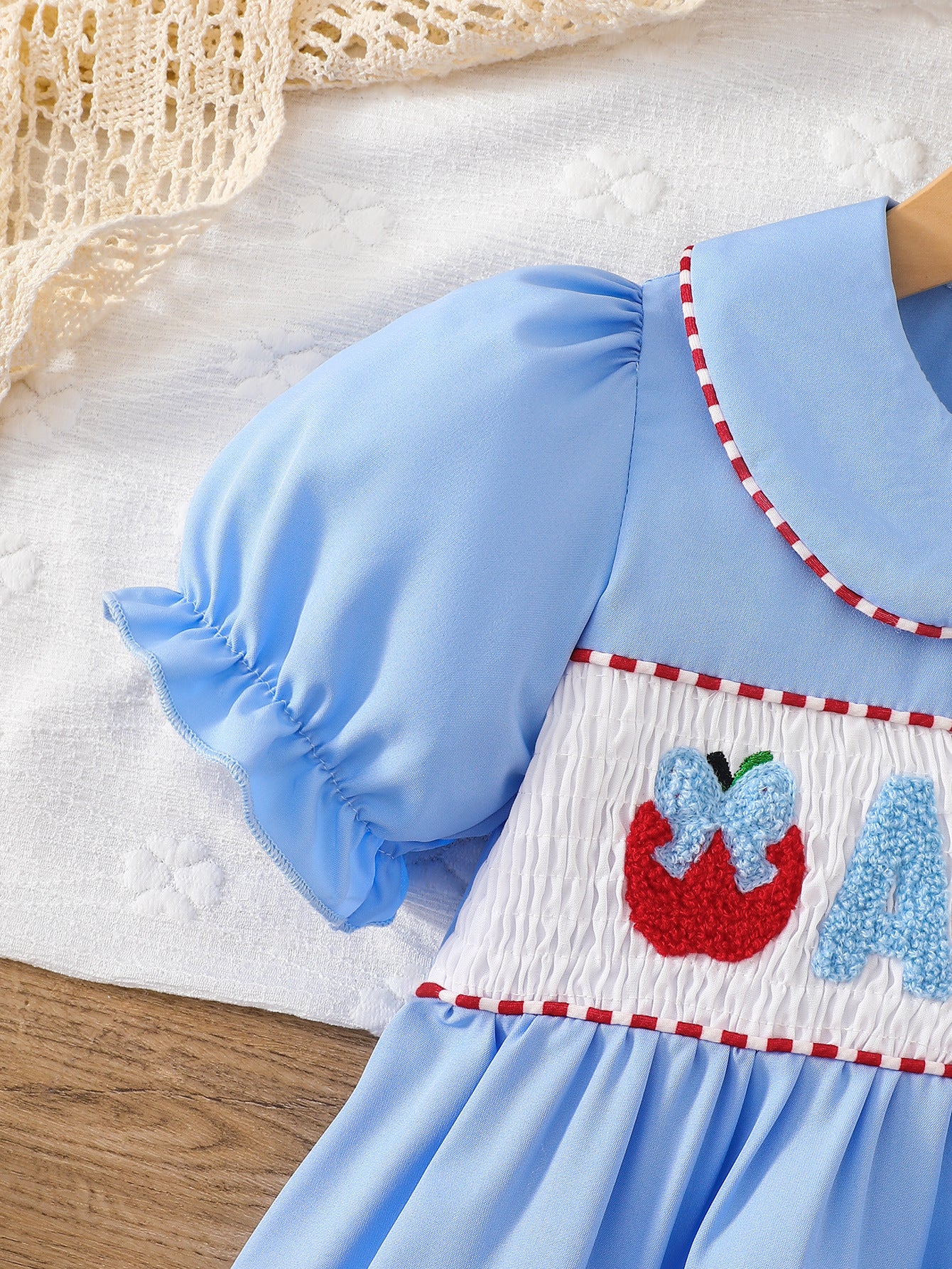 Wholesale 2-7Y Girls Peter Pan Collar ABC Apple Towel Embroidery Woven Dress, Kids Soft Waffle Smocked Back To School Casual Dress