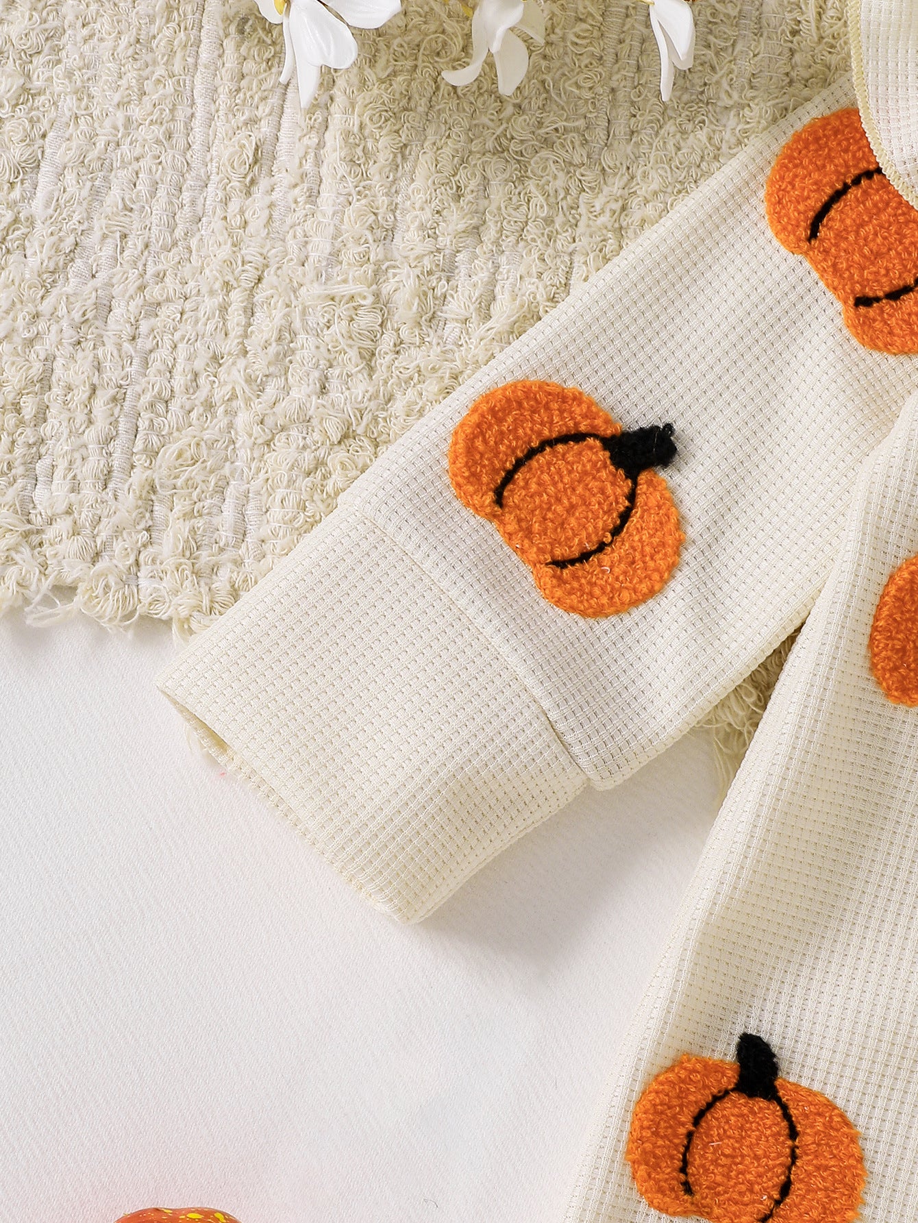 Wholesale 0-18M Baby Girls 2Pcs Ruffle Zipper Halloween Towel Embroidery Jumpsuit Set, Soft Waffle Knit Pumpkin Ghost Romper With Bow Headband