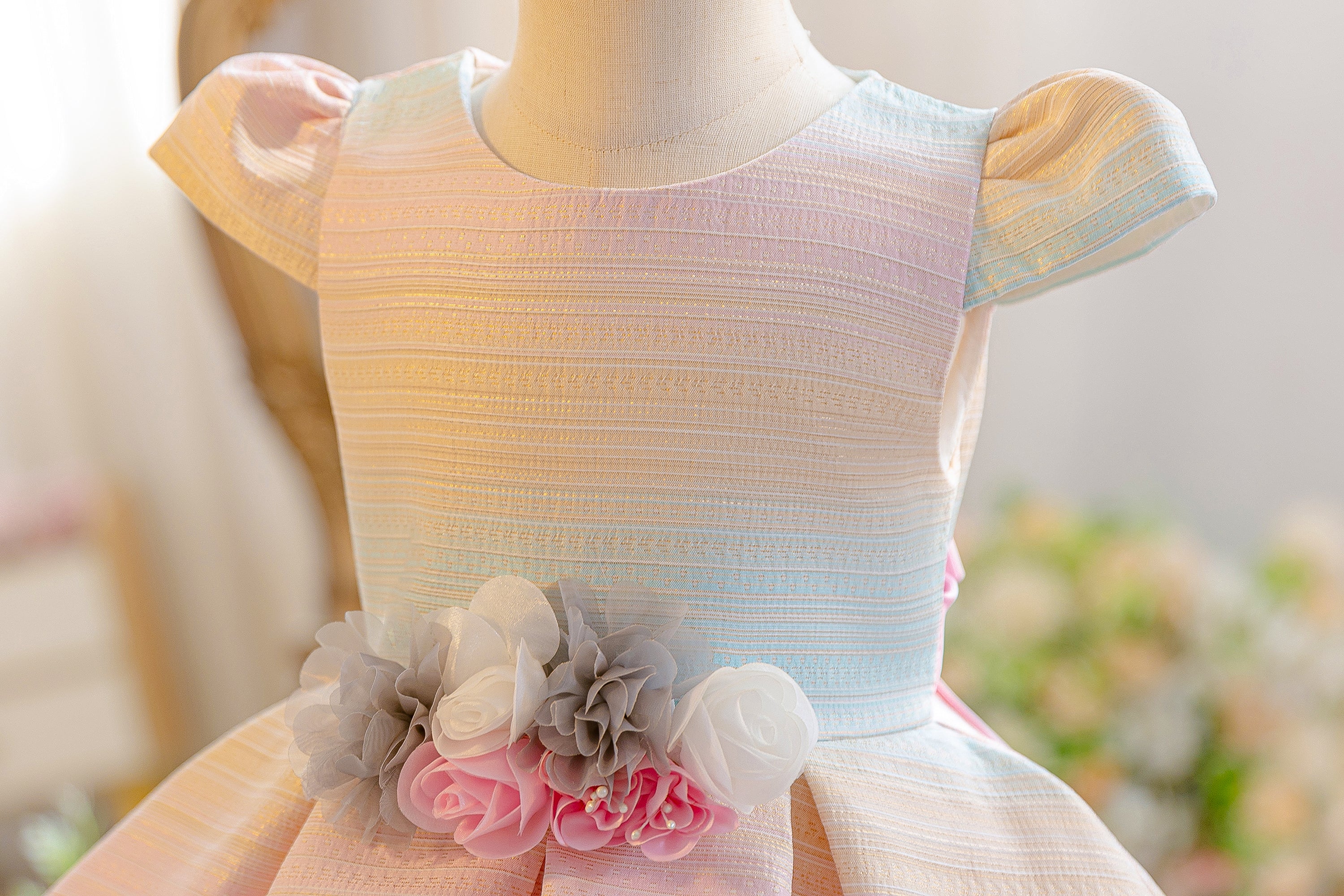 Wholesale 18M-7Y Girls Cap Sleeve Striped 3D Flower Tulle Princess Dress, Kids Birthday Party Soft Woven Mesh Formal Gown