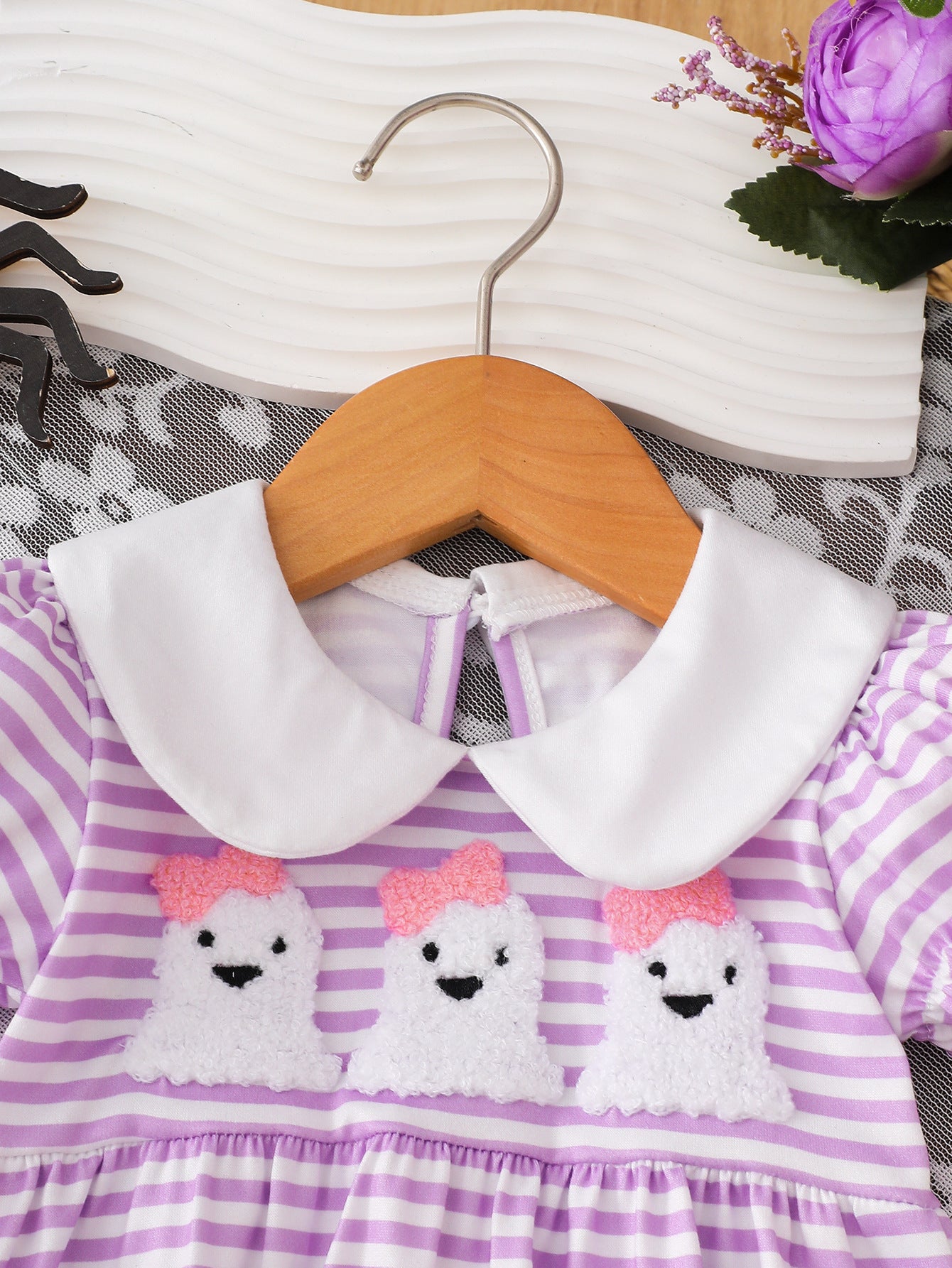 Wholesale 0-18M Baby Girls Peter Pan Collar Striped Ghost Towel Embroidery Bodysuit, Soft Knit Halloween Short Sleeve Romper