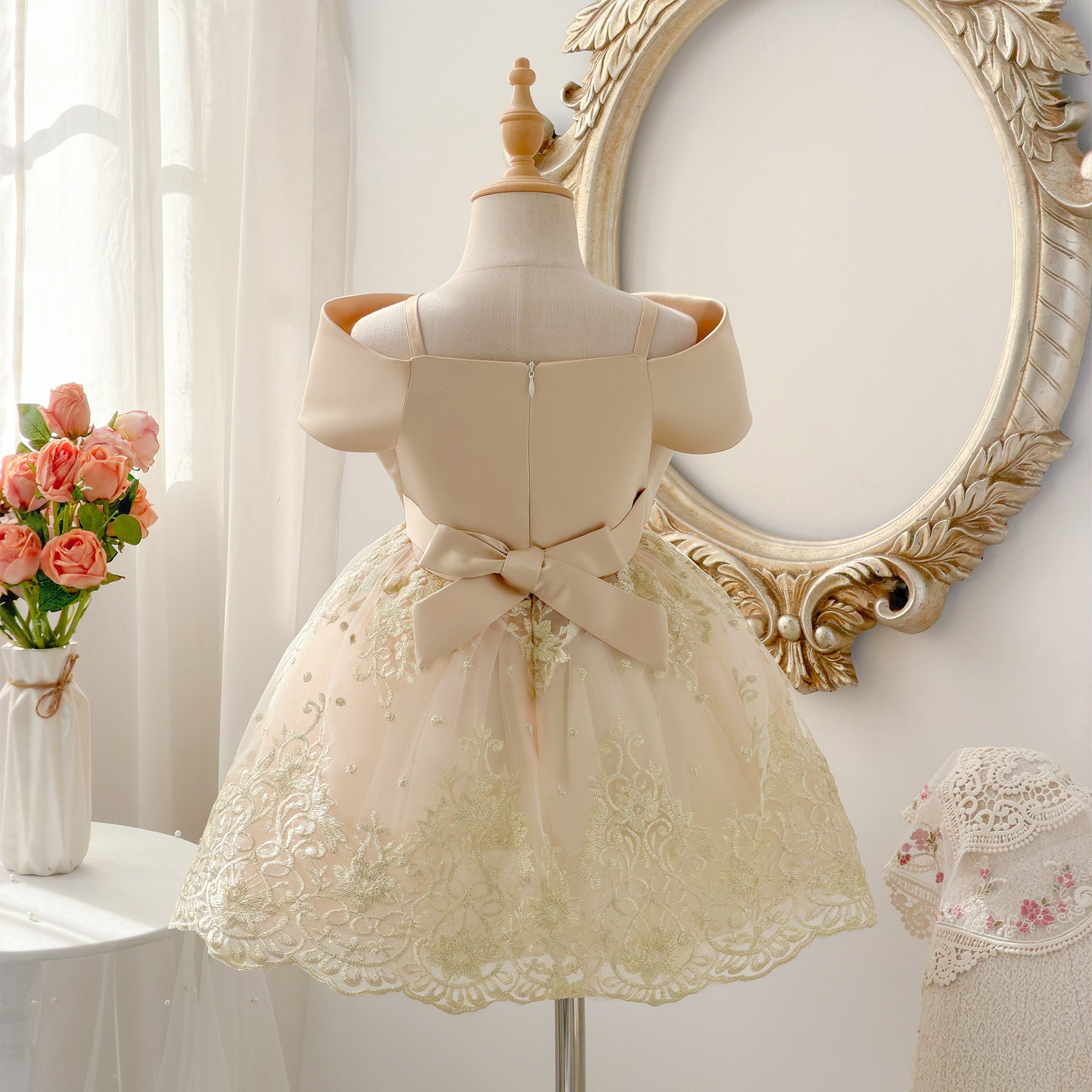 Wholesale 2-10Y Girls Spaghetti Strap Big Bow Embroidery Lace Tulle Princess Dress, Kids Birthday Party Soft Mesh Formal Gown