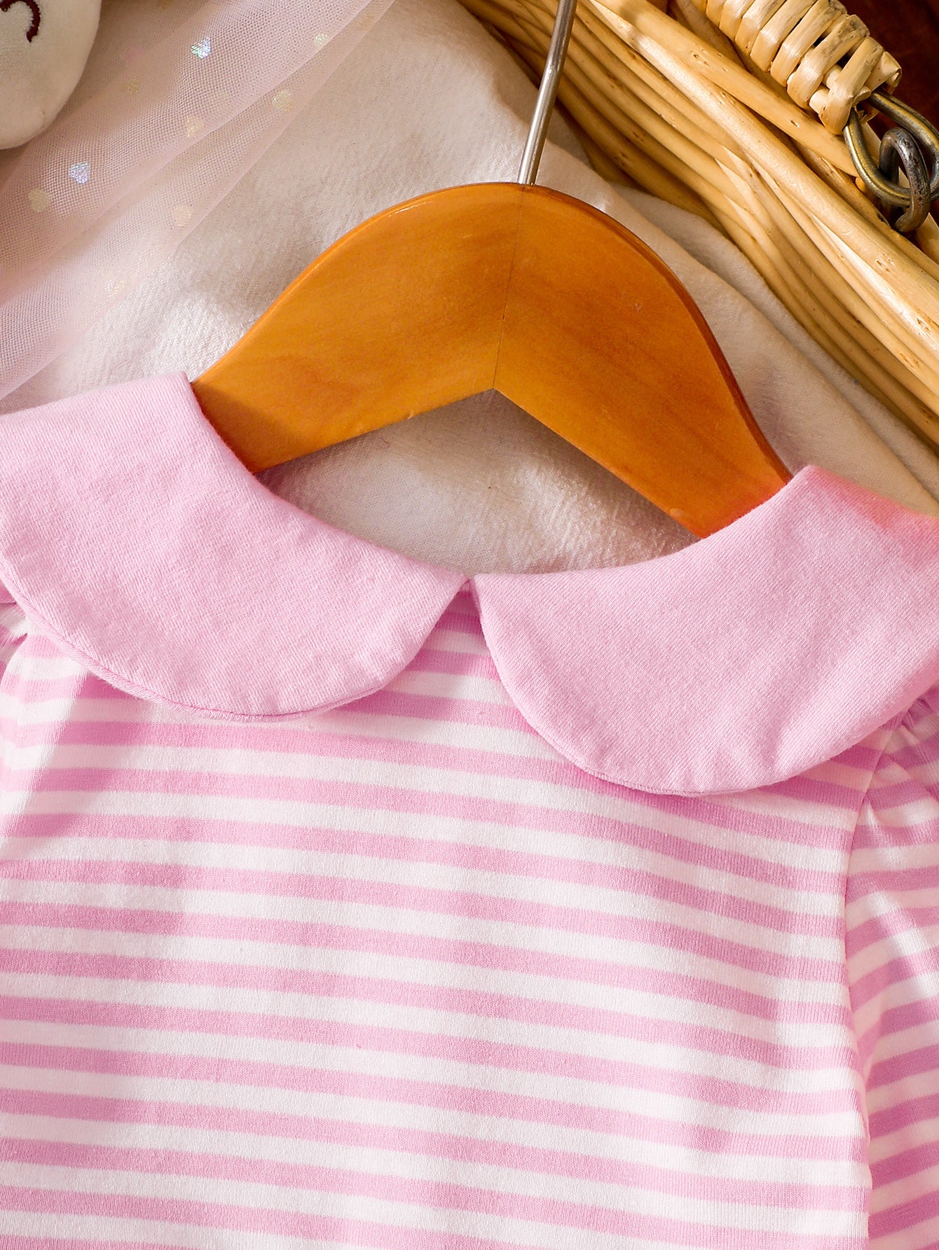 Wholesale 0-18M Baby Girls Striped Peter Pan Collar Long Sleeve Bubble Romper, Soft Cotton Knit Button Front Casual Bodysuit