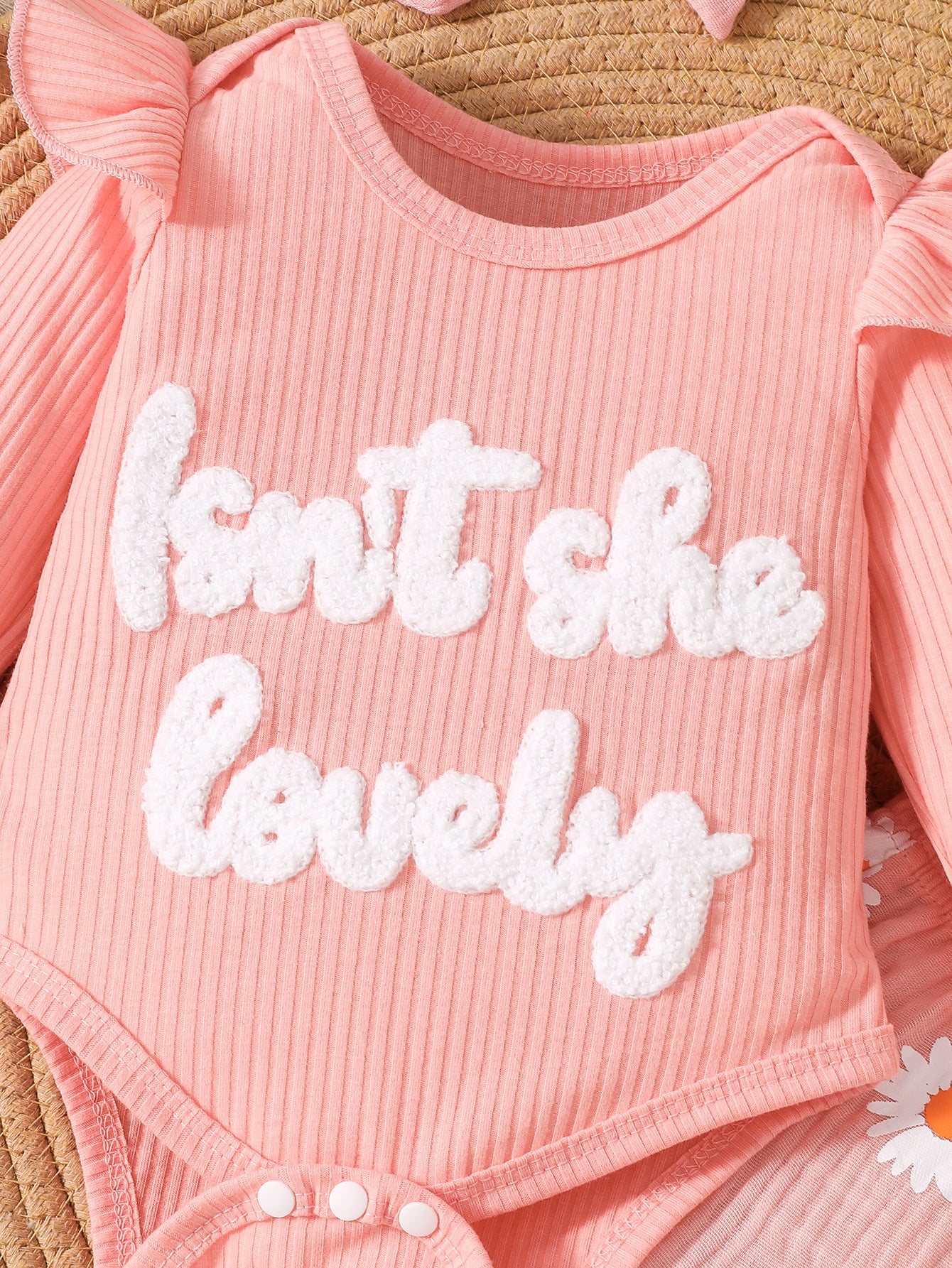 Wholesale 0-9M Baby Girls 3Pcs Daisy Rib Knit Outfit Set, Soft Waffle Rib Flutter Sleeve Bodysuit Flare Pants With Bow Headband