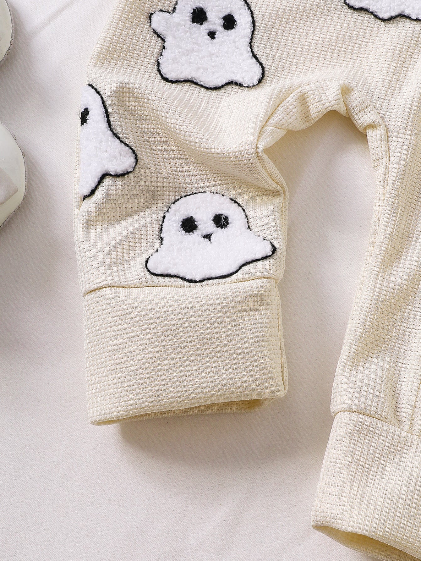 Wholesale 0-18M Baby Girls 2Pcs Ruffle Zipper Halloween Towel Embroidery Jumpsuit Set, Soft Waffle Knit Pumpkin Ghost Romper With Bow Headband