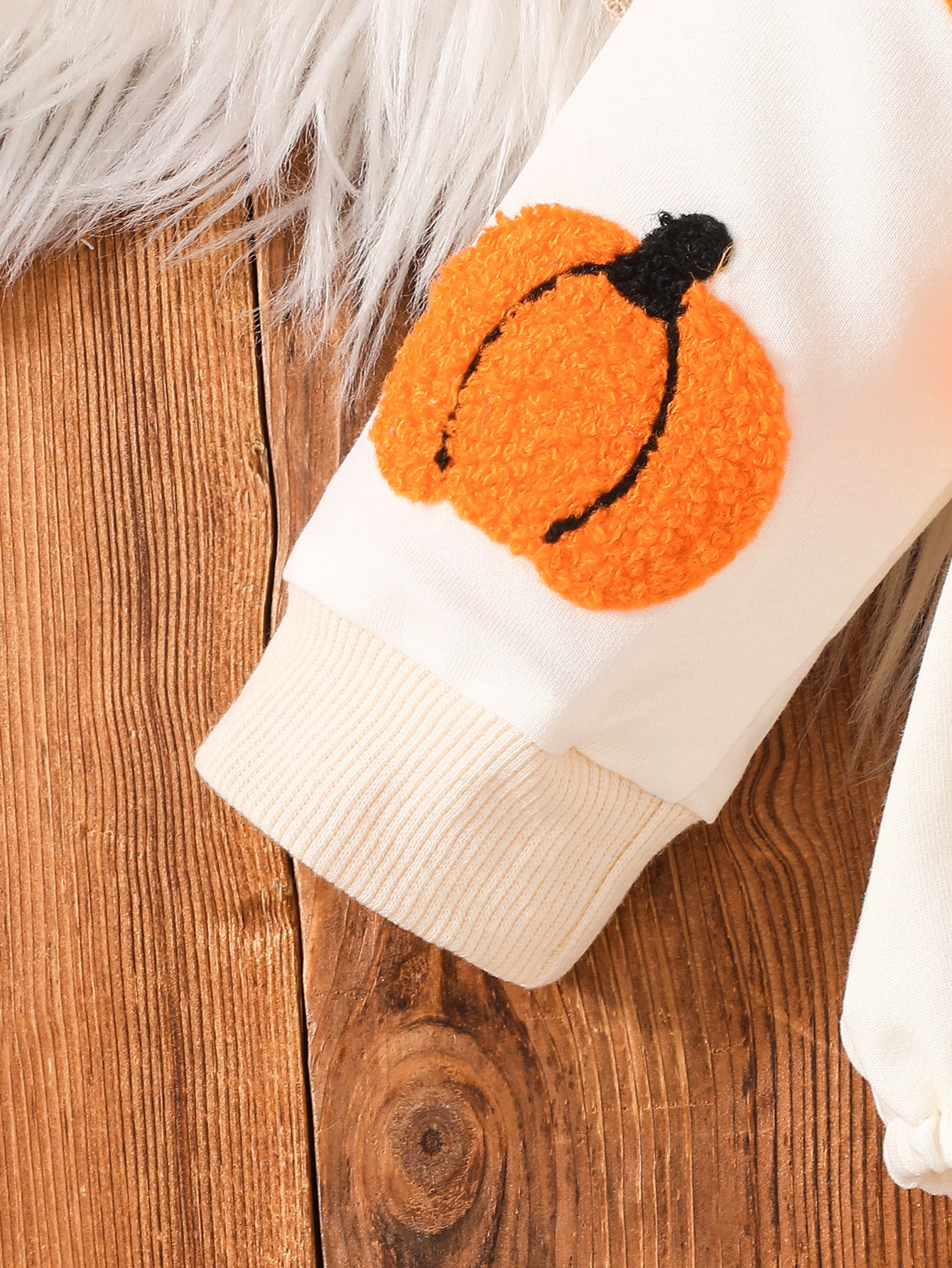 Wholesale 0-18M Baby Girls 2Pcs Ruffle Sleeve Halloween Towel Embroidery Bodysuit Set, Soft Knit Ghost Pumpkin Romper With Bow Headband