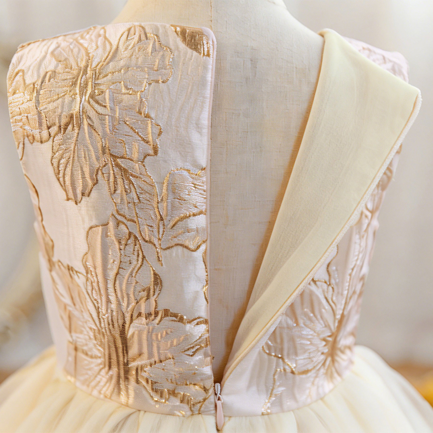 Wholesale 2-10Y Girls Sleeveless Gold Floral Jacquard Tulle Princess Dress, Kids Birthday Party Soft Woven Formal Gown