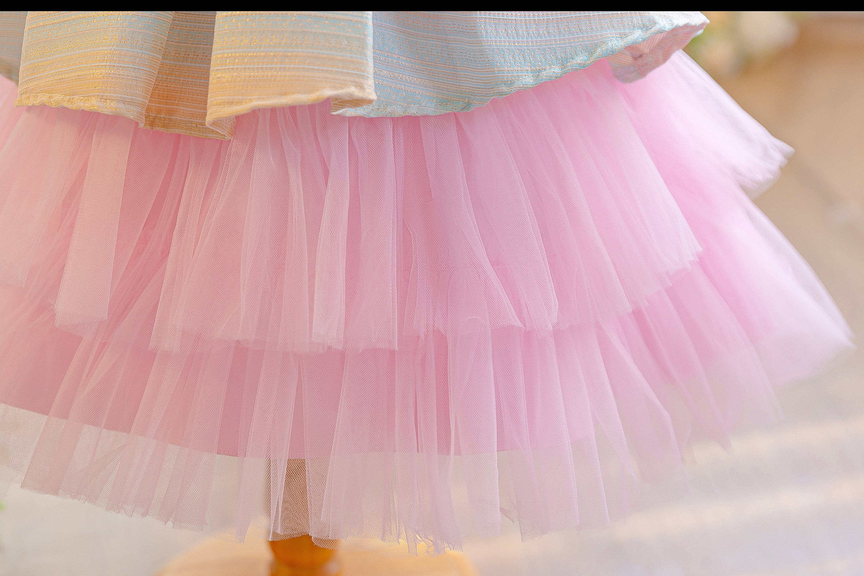 Wholesale 18M-7Y Girls Cap Sleeve Striped 3D Flower Tulle Princess Dress, Kids Birthday Party Soft Woven Mesh Formal Gown