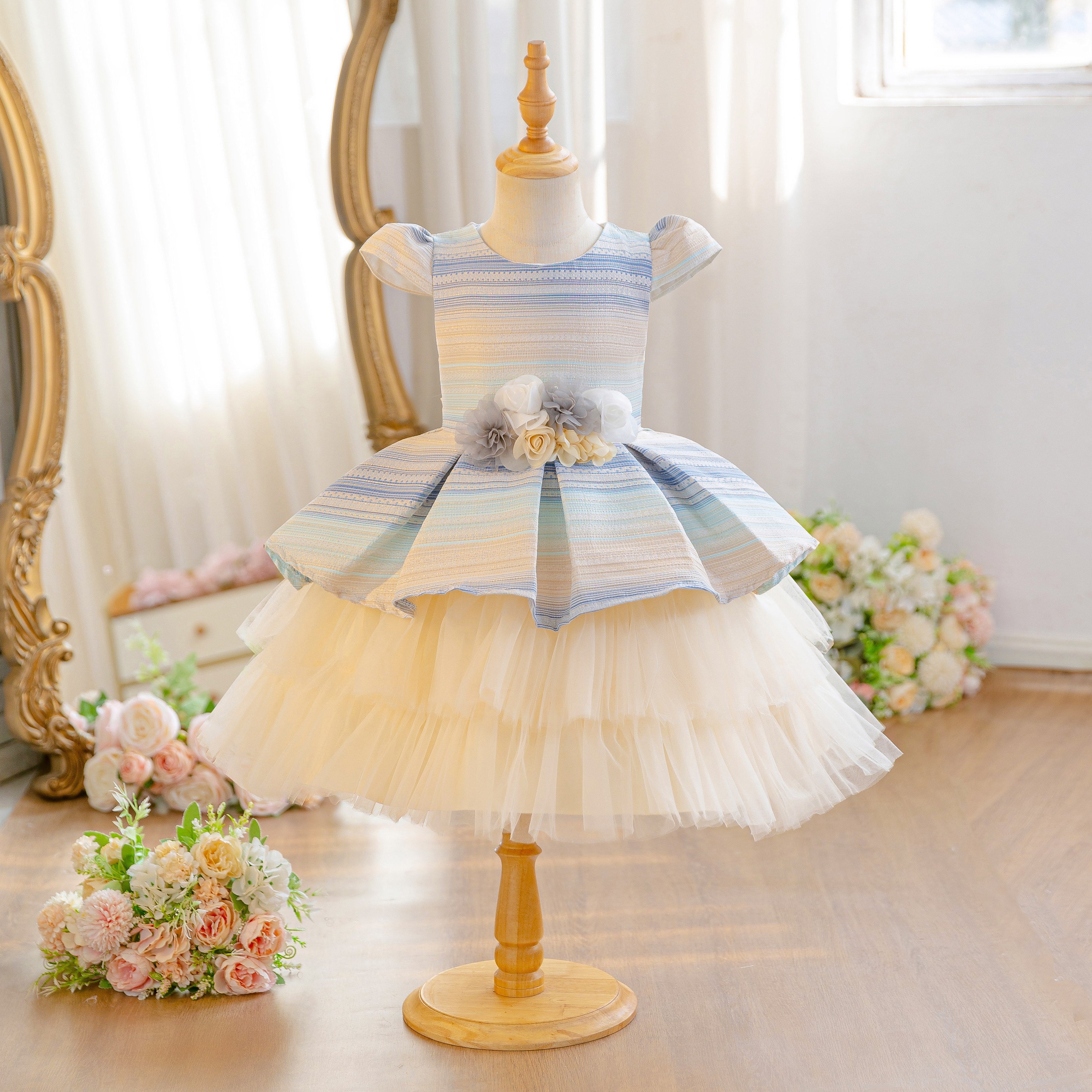 Wholesale 18M-7Y Girls Cap Sleeve Striped 3D Flower Tulle Princess Dress, Kids Birthday Party Soft Woven Mesh Formal Gown