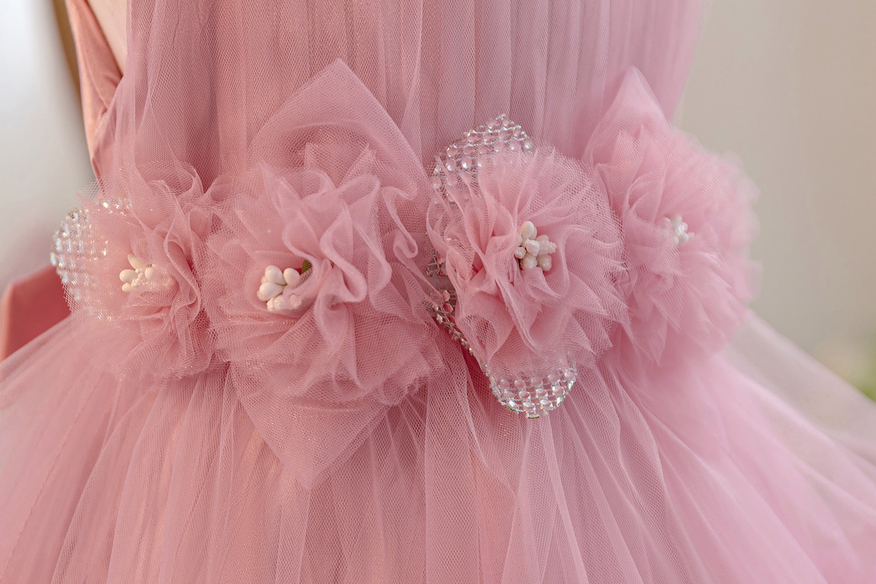 Wholesale 18M-7Y Girls Sleeveless 3D Flower Ruffle Tiered Tulle Princess Dress, Kids Birthday Party Soft Mesh Formal Gown